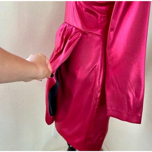 ZARA BLOGGER FAVORITE LAMINATED MINI DRESS FUCHSIA - Picture 9 of 14